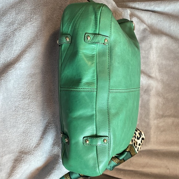 💚ETIENNE AIGNER💚Vintage Large Green Shoulder Bag/Scarf Included/EUC - Picture 7 of 13